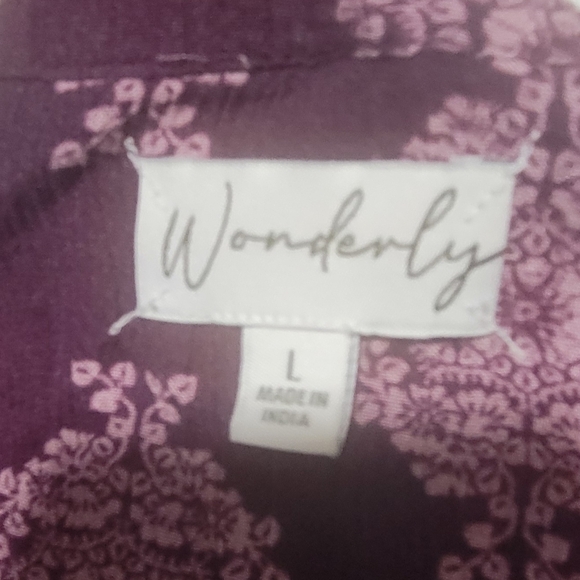 Wonderly Plum and Lavender Patterned Blouse Size L - Picture 4 of 4